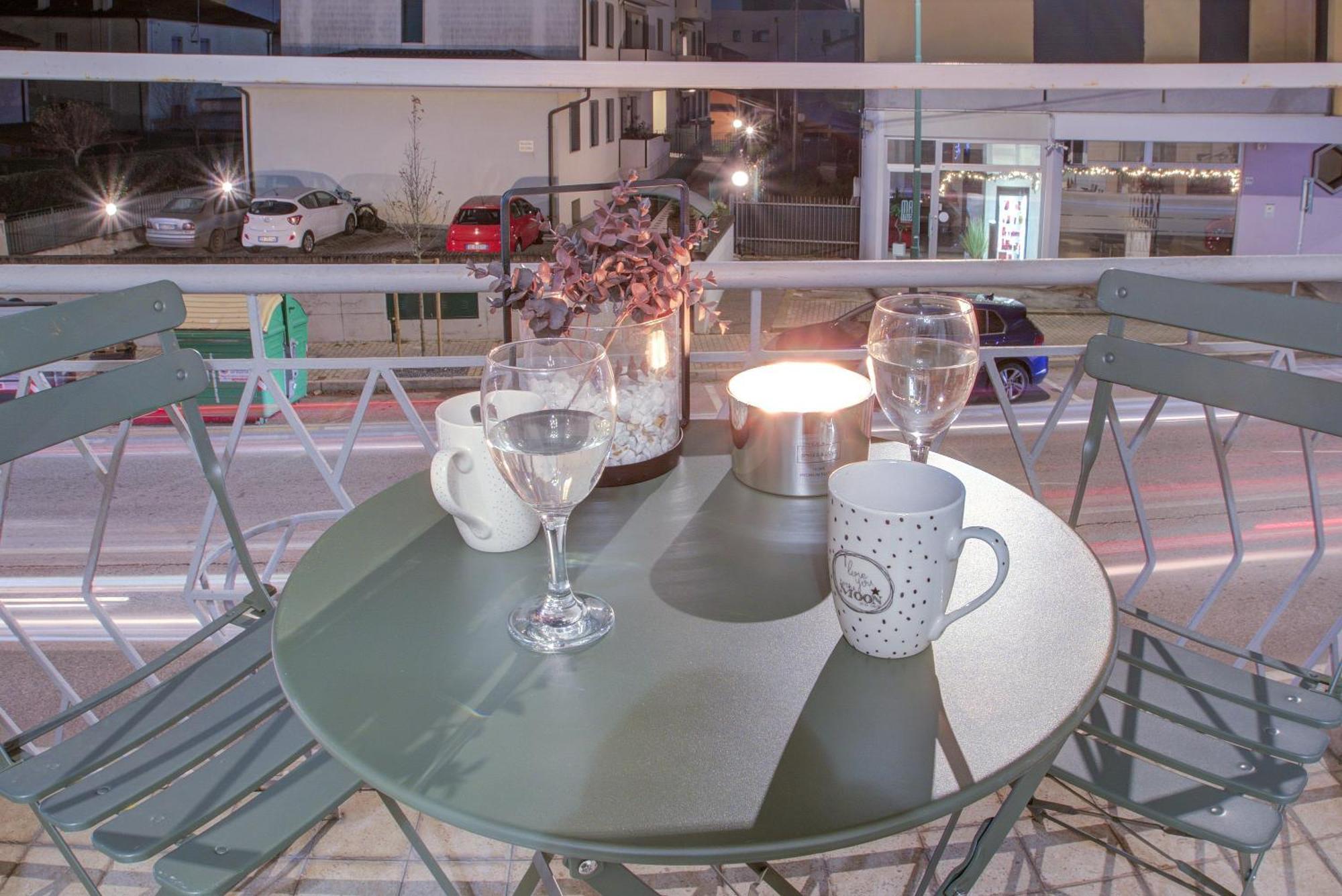 Apartamento Urban-balcony-66 *